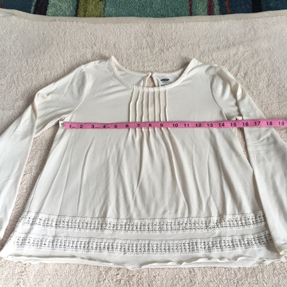 White lace trim Old Navy blouse - Picture 3 of 5